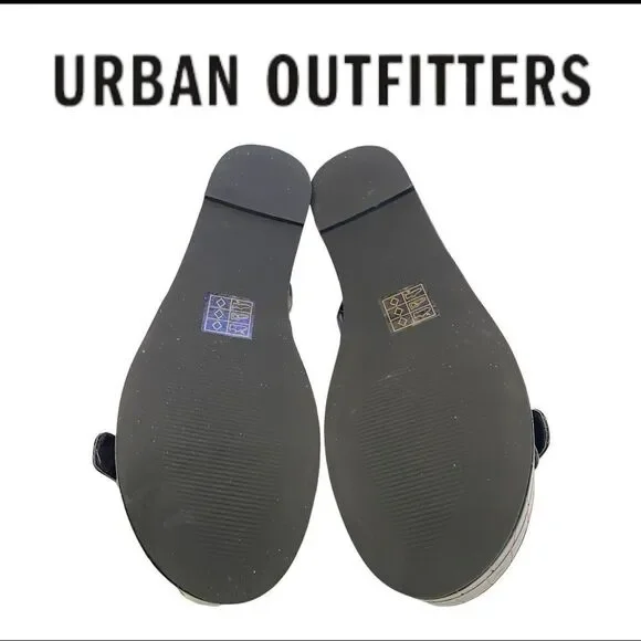 NEW Urban Outfitters UO Violet Buckle Black Flatform Platform Sandals 9 - Picture 6 of 7